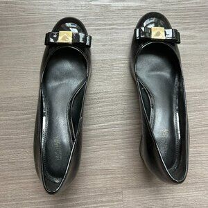 Michael Kors Caroline Patent Leather Mid Block Heel Pump in Black, sz 8